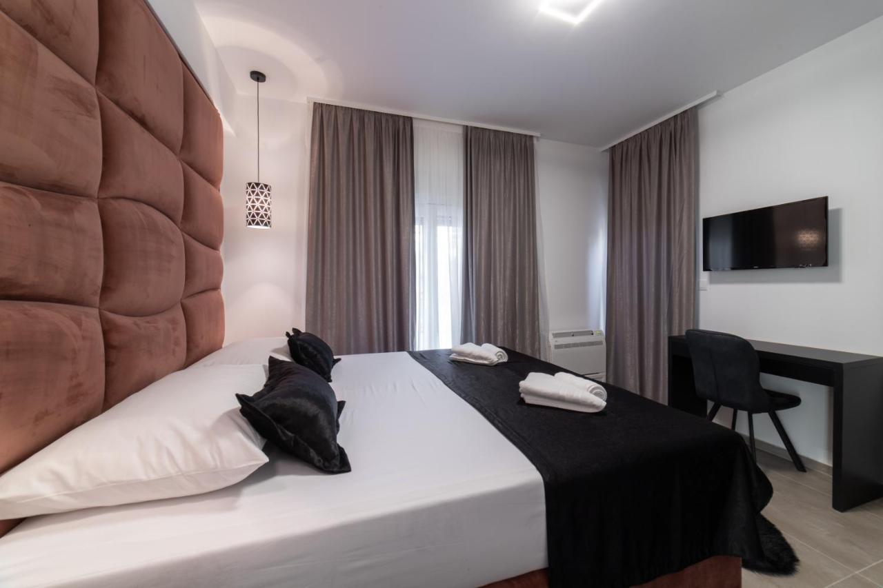 Luxury Apartment Vagabundo 1 Free Parking Trogir Eksteriør bilde